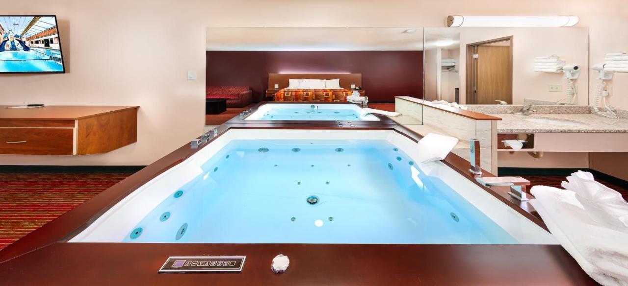 Grand Marquis Waterpark Hotel & Suites Wisconsin Dells Zewnętrze zdjęcie